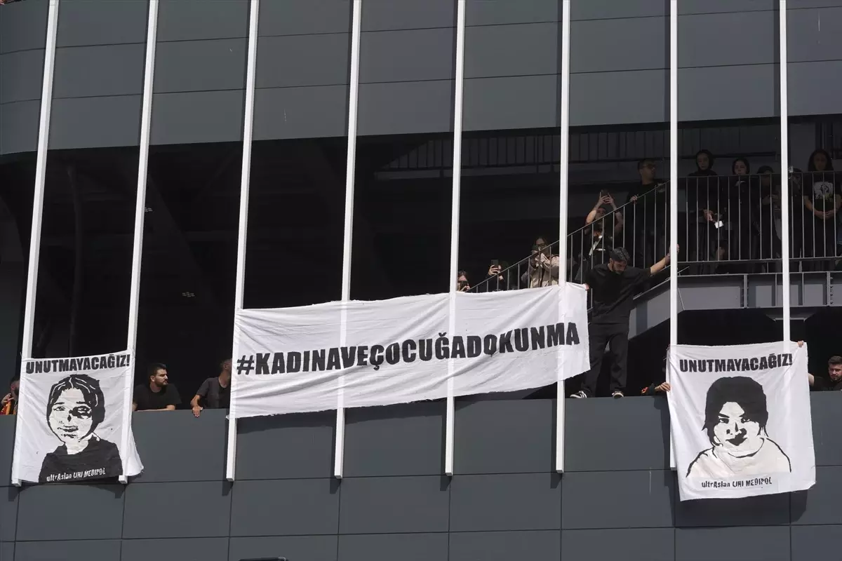 Öğrencilerden Kadın Cinayetlerine Protesto
