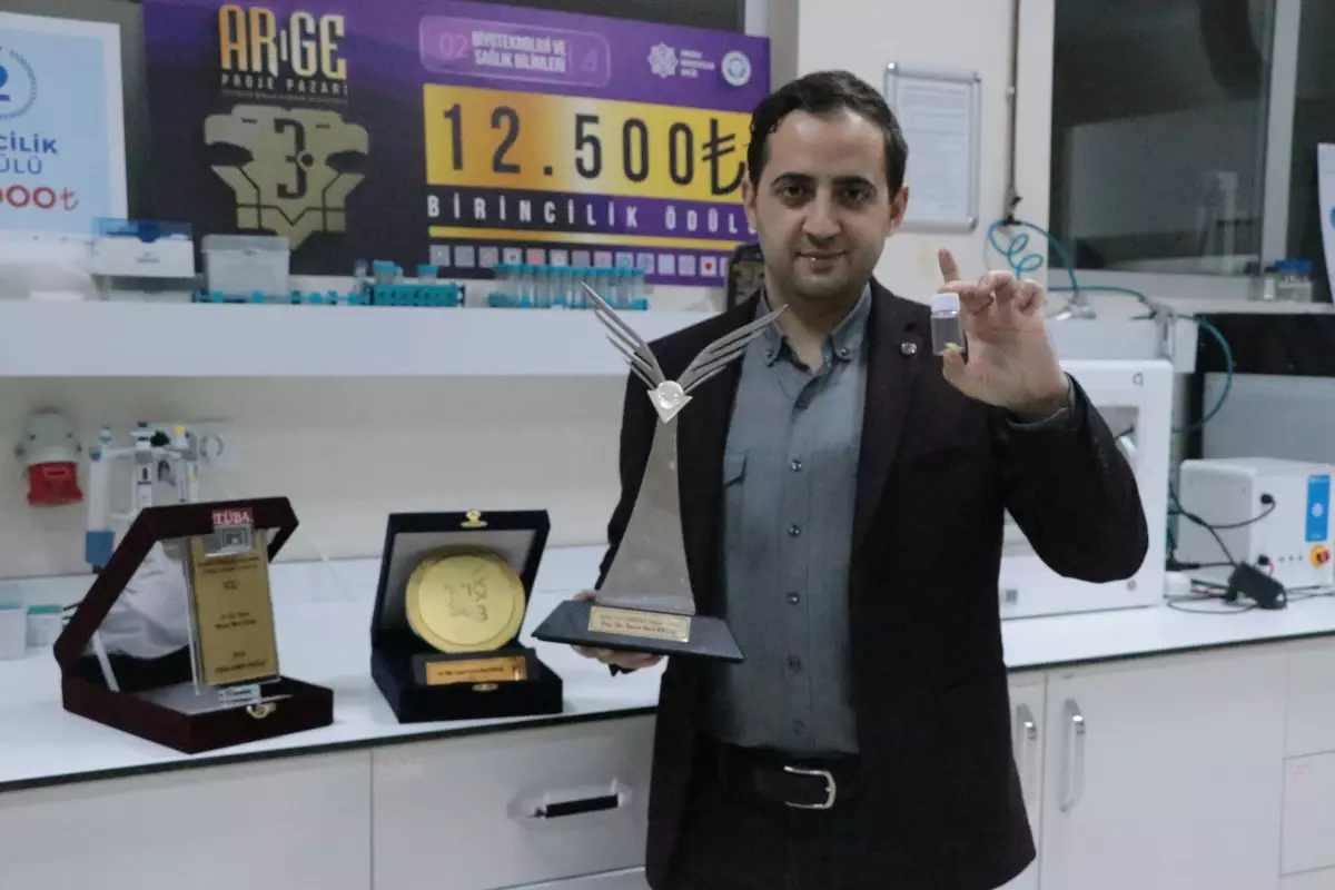 Nanotıp ile Etkin Kanser Tedavisi: Doç. Dr. Yavuz Nuri Ertaş’a Ödül
