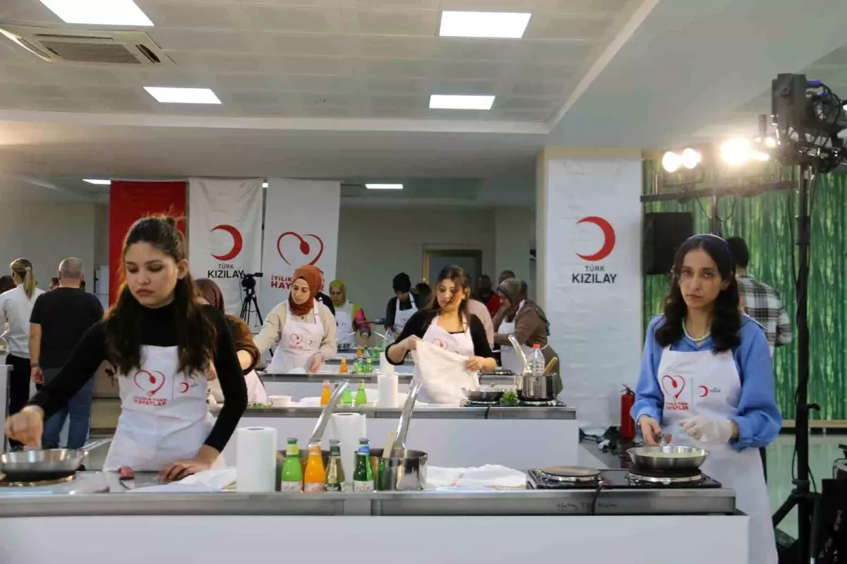 Kızılay’dan Depremzedelere Aşçılık Eğitimi