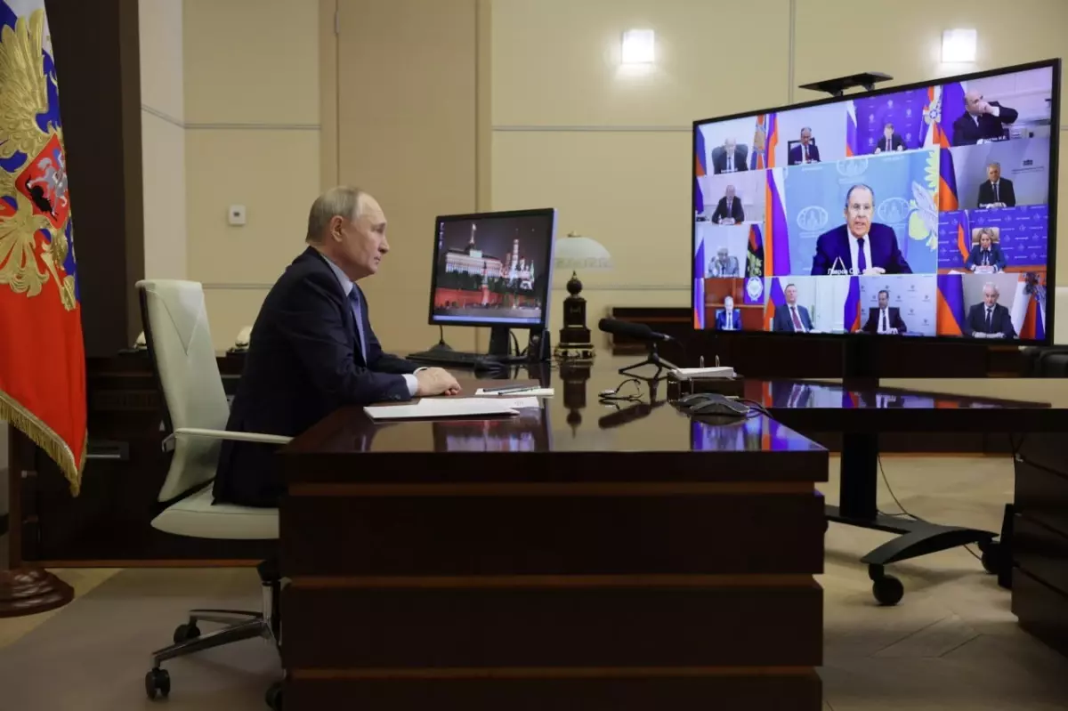 Putin, Trump’a Tebrik Mesajı Gönderdi: Diyaloğa Açığız