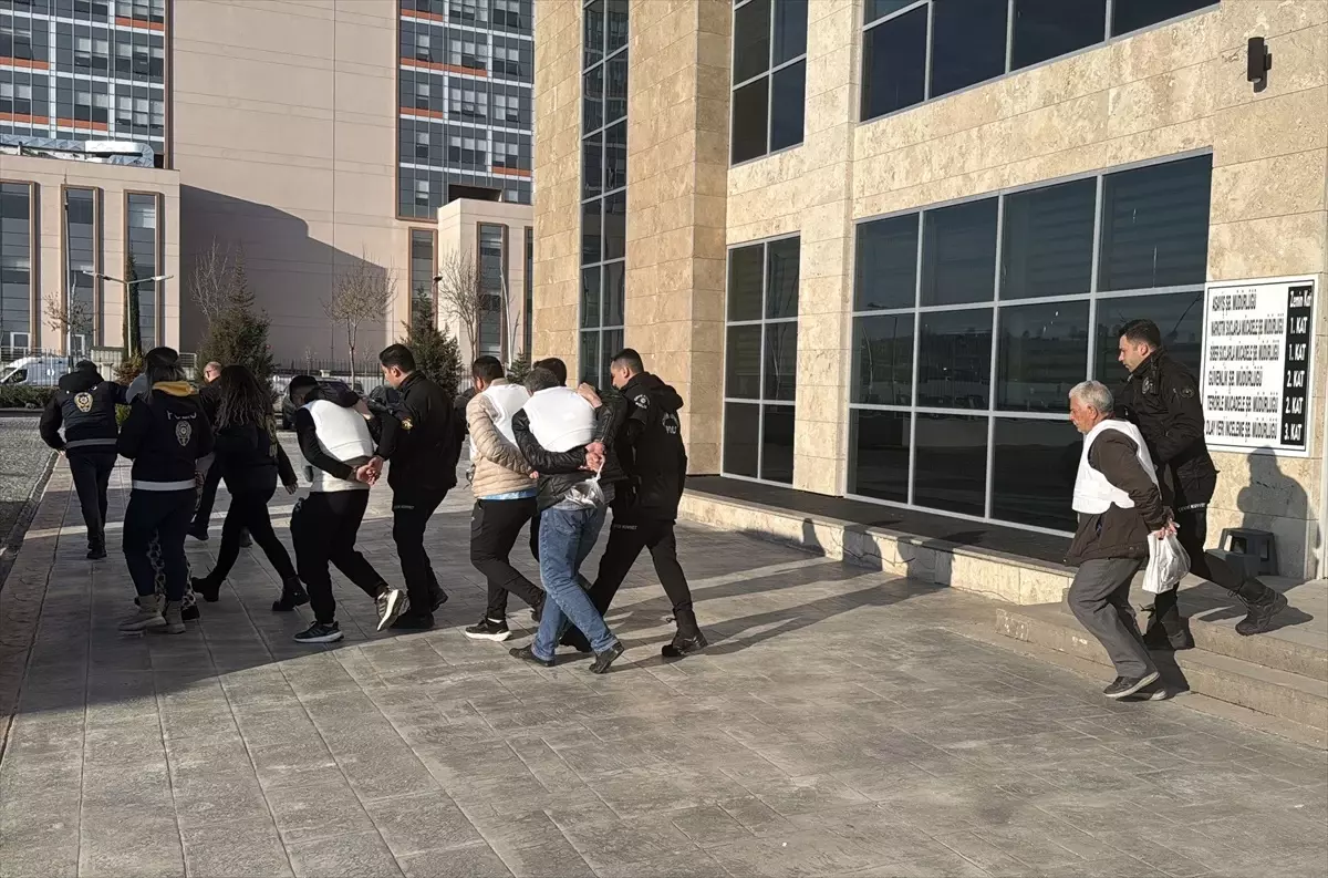 Uşak’ta Silahlı Saldırı: 3 Tutuklama