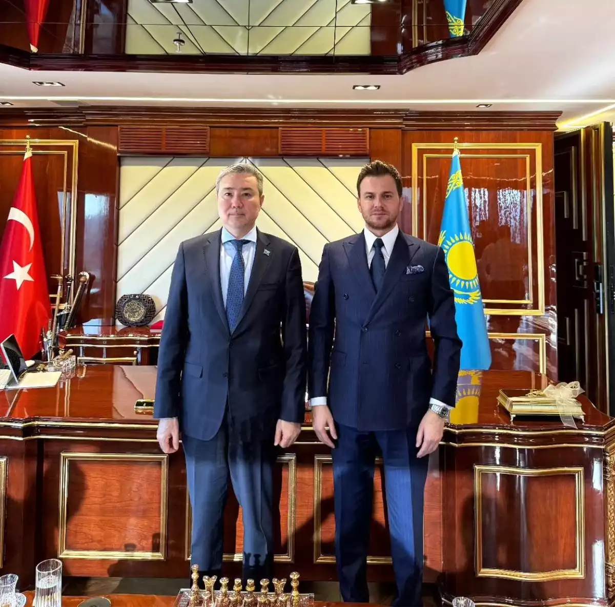 Erdoğan Yıldırım, Kazakistan Cumhuriyeti’nin Eskişehir Fahri Konsolosu olarak atandı